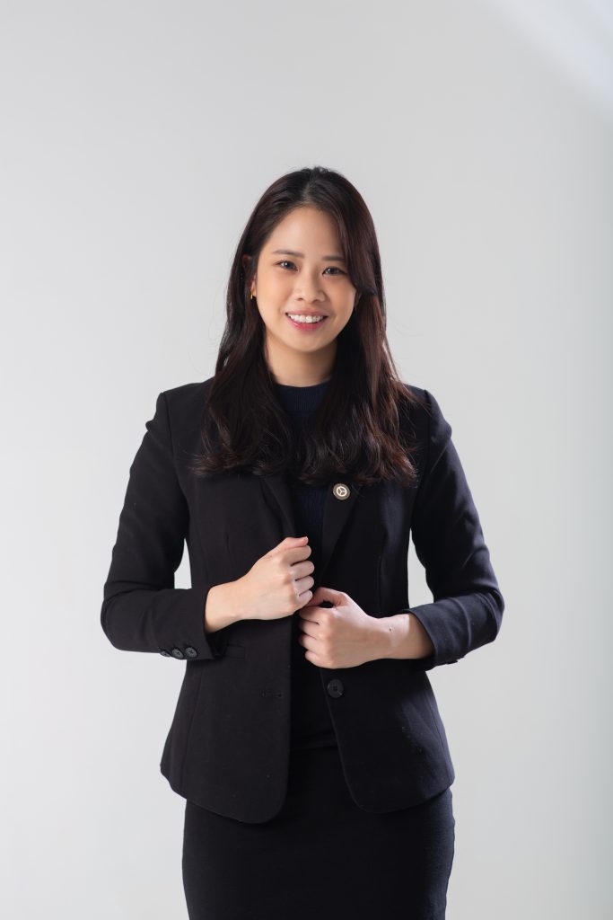 Amy Khoo Ai En, Associate